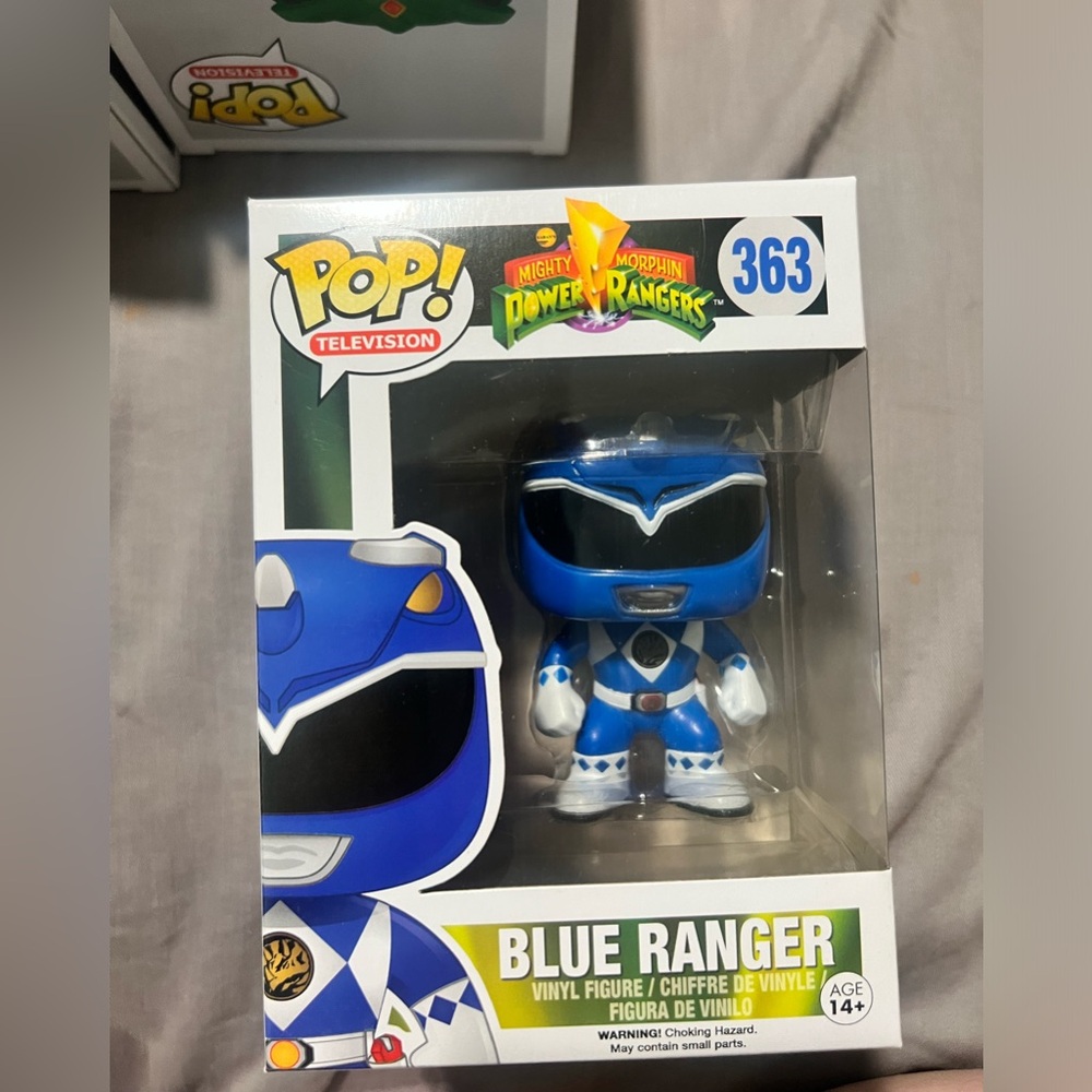 Never opened 363 mighty morphin power rangers POP BLUE RANGER